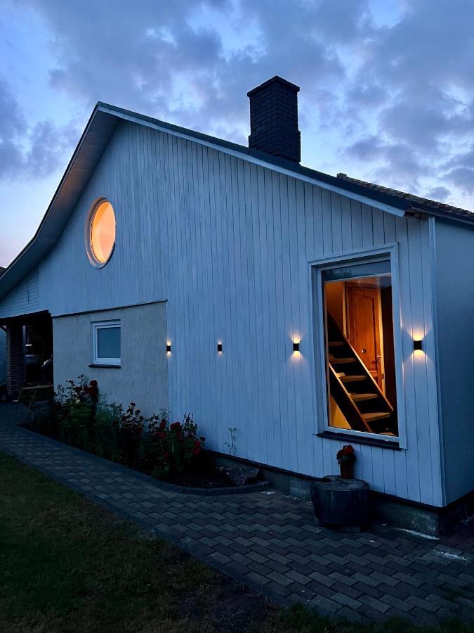 Two Story Tiny House Villa Ventspils Exterior foto